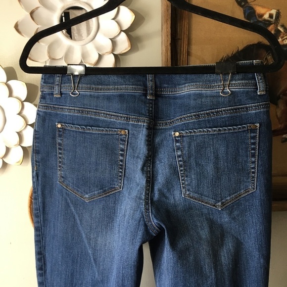 Chico’s Fabulously Slimming Jeans - Picture 4 of 7